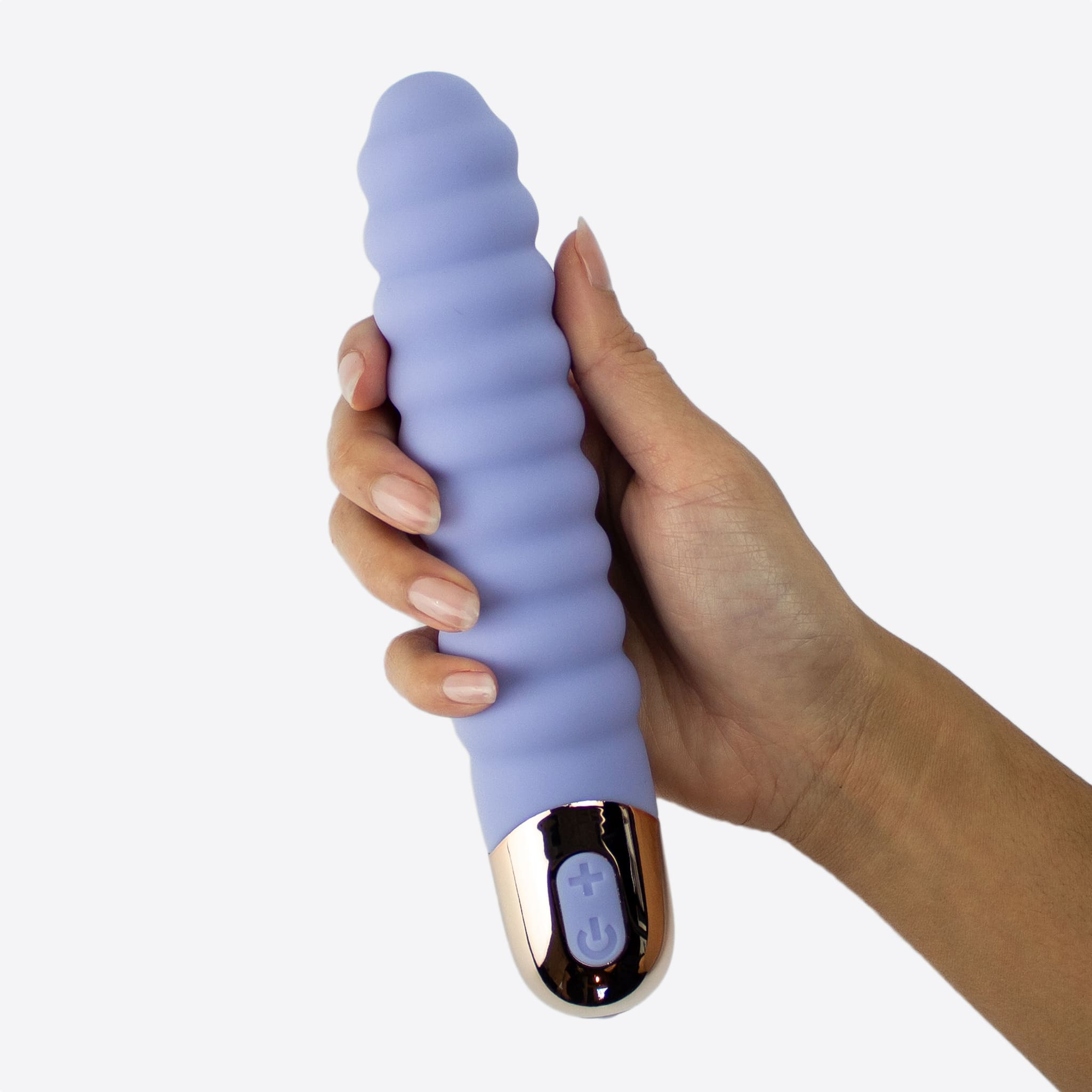 Amina Trusty kraftig dildo vibrator